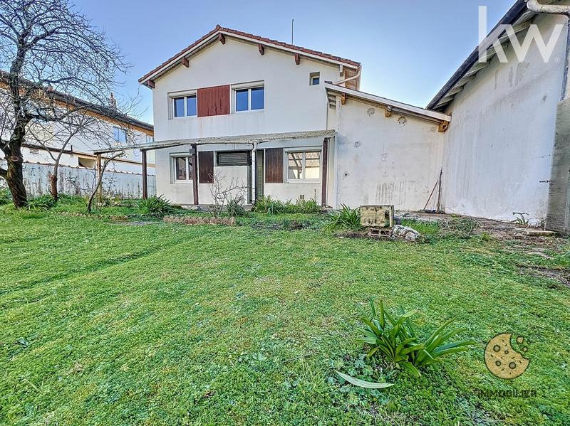 Maison - 111 m² - 4 pièces