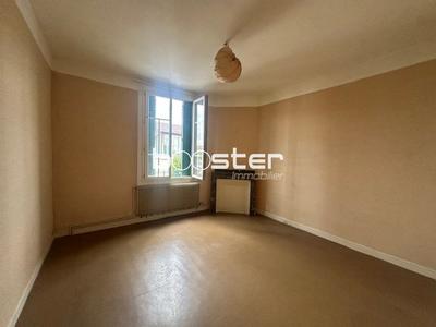 Maison ancienne - 183 m² - 8 pièces