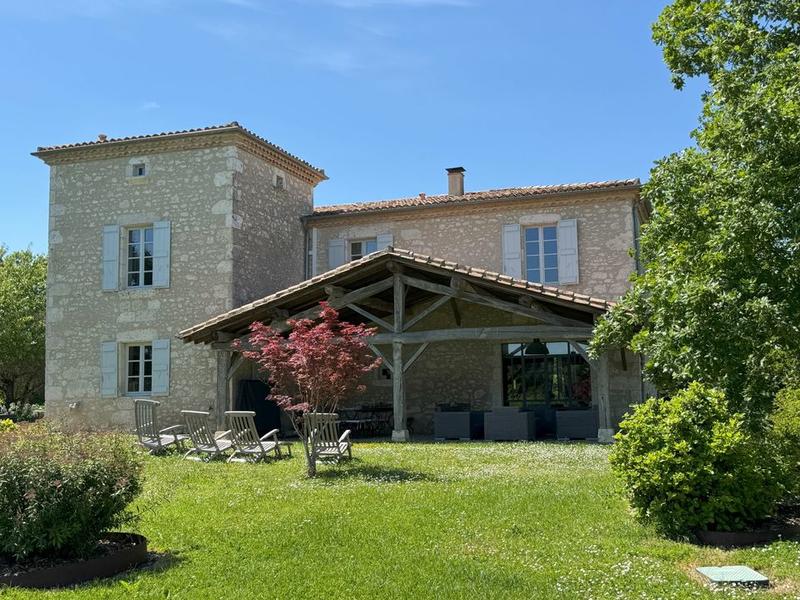 Manoir - 954 m² - 22 pièces