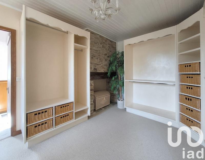 Maison - 230 m² - 9 pièces