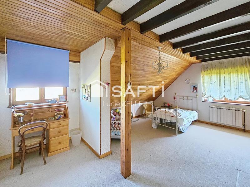 Maison - 230 m² - 7 pièces