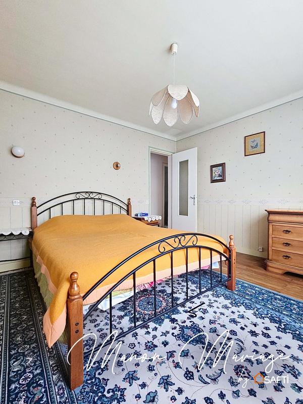 Maison - 95 m² - 5 pièces