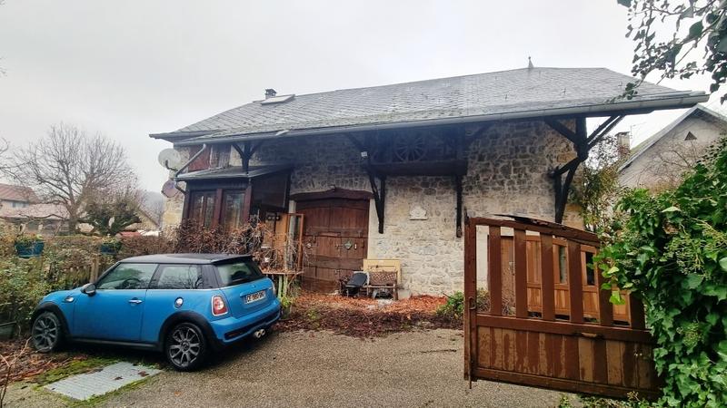 Maison en pierre - 76 m² - 3 pièces