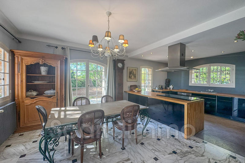 Maison - 155 m² - 6 pièces