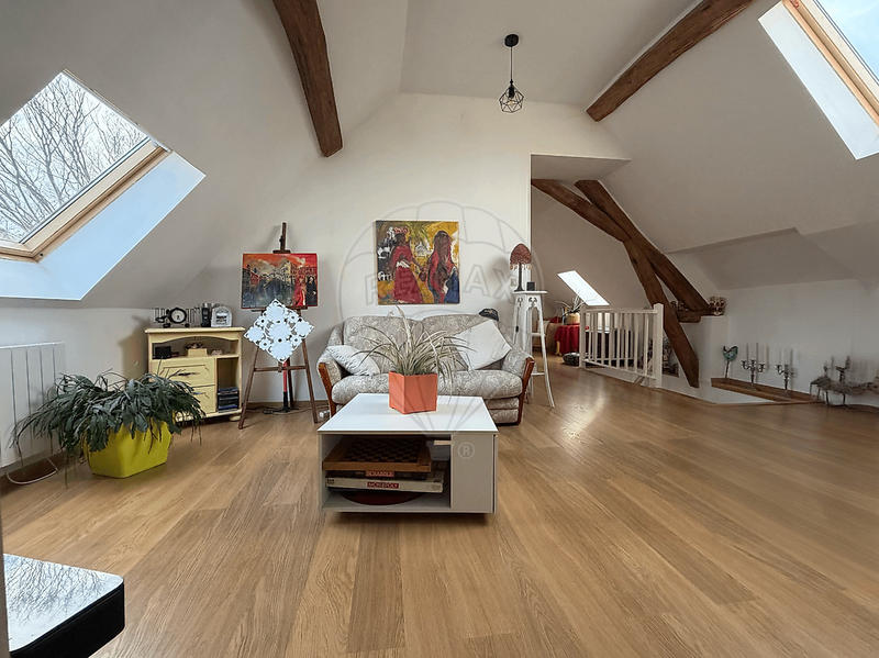 Maison - 186 m² - 6 pièces