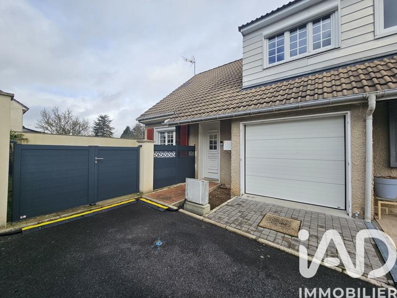 Maison - 95 m² - 4 pièces