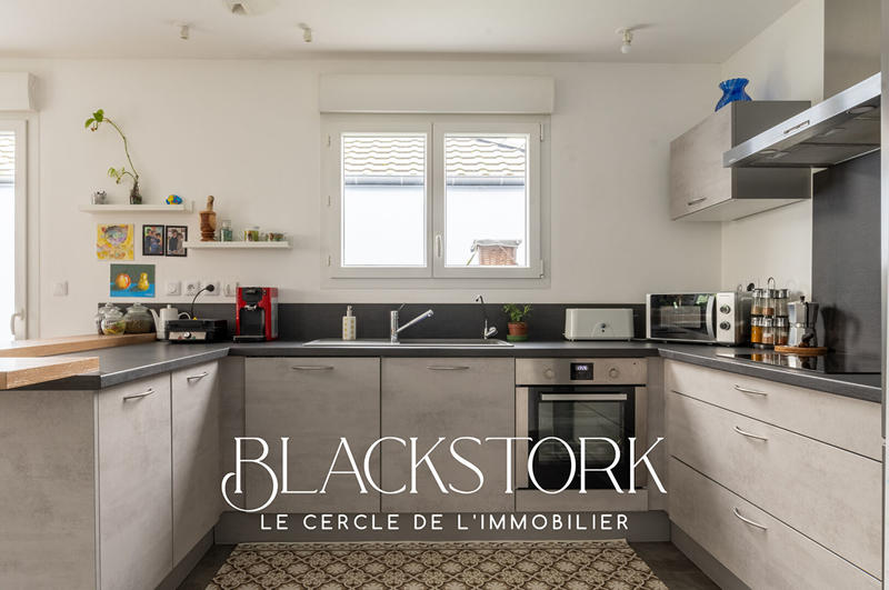 Maison - 90 m² - 6 pièces