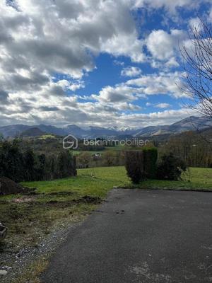 Maison - 170 m² - 5 pièces