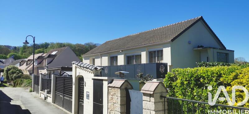 Maison - 97 m² - 3 pièces