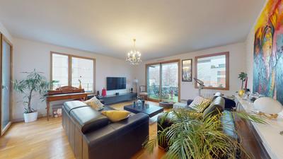 Appartement - 83 m² - 3 pièces