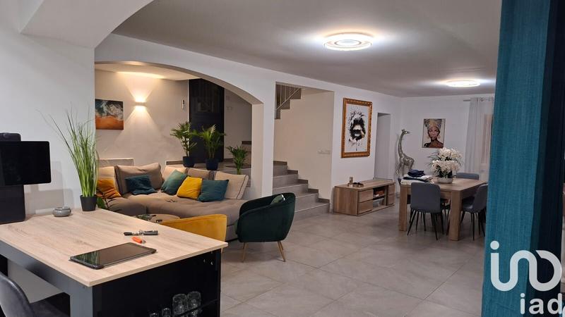 Maison - 159 m² - 5 pièces