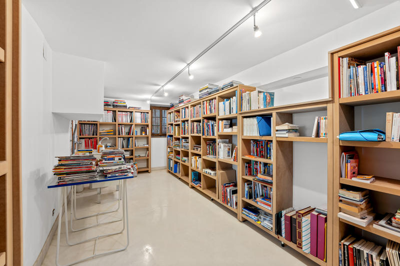 Maison - 243 m² - 10 pièces