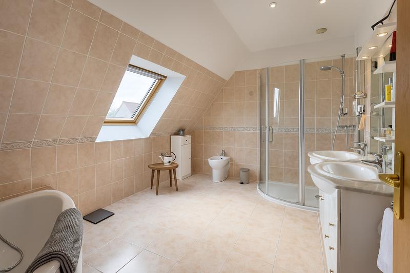 Maison - 138 m² - 6 pièces