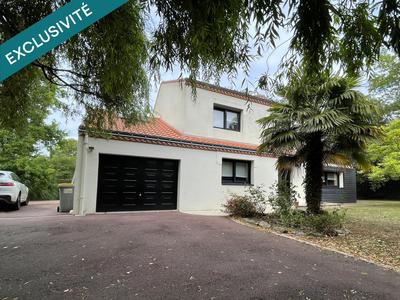 Villa - 155 m² - 6 pièces