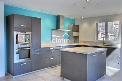 Maison - 163 m² - 5 pièces