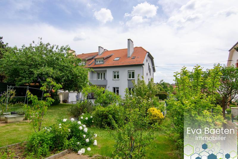 Maison - 265 m² - 10 pièces