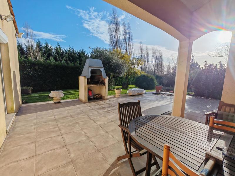 Maison - 225 m² - 5 pièces