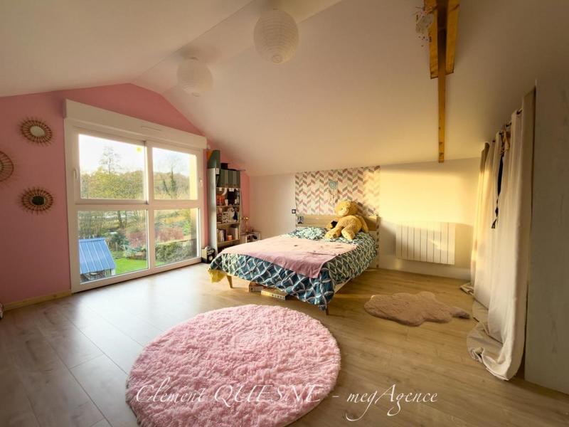 Maison - 225 m² - 7 pièces