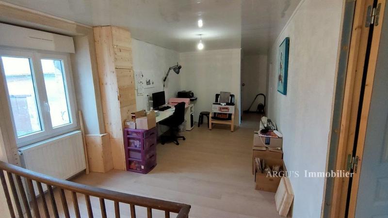 Maison - 260 m² - 5 pièces