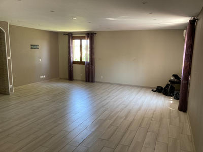 Maison - 138 m² - 5 pièces