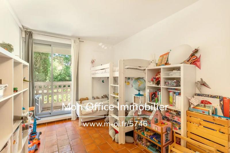 Appartement - 91 m² - 4 pièces