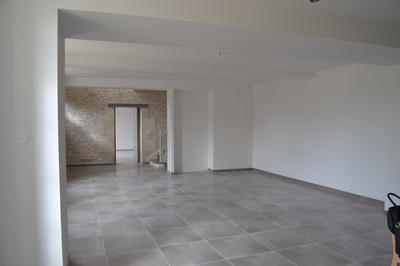 Maison - 280 m² - 6 pièces