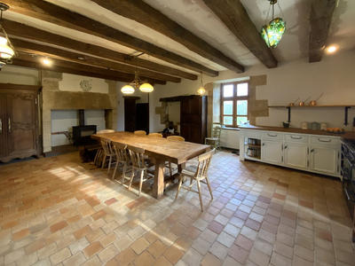 Maison - 265 m² - 6 pièces