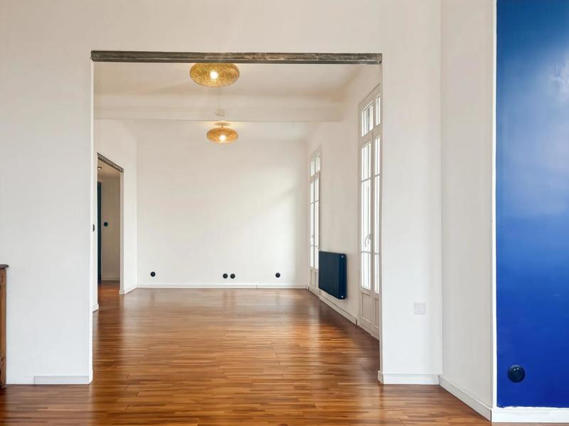 Appartement - 193 m² - 6 pièces