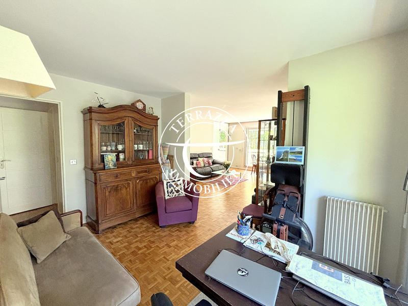 Appartement - 95 m² - 4 pièces