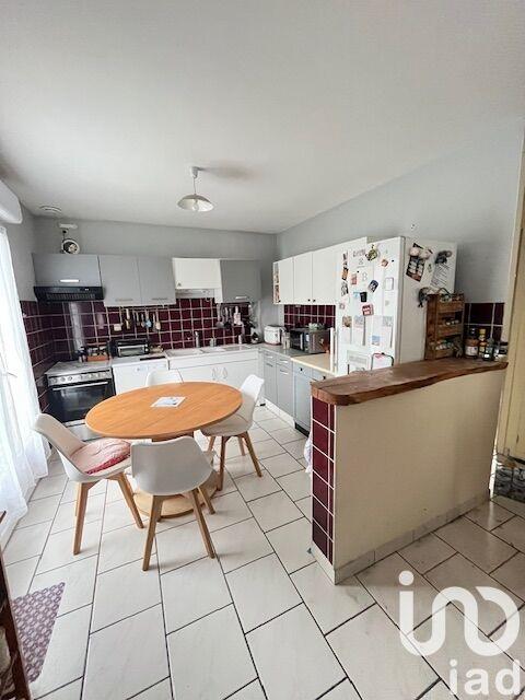 Maison - 85 m² - 5 pièces