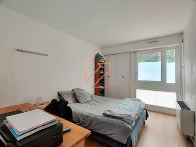 Appartement - 82 m² - 3 pièces