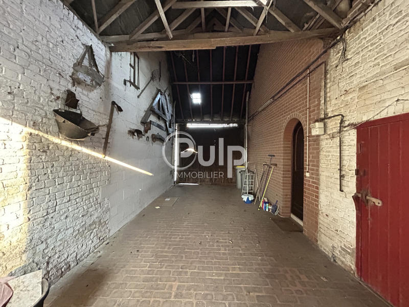 Corps de ferme - 300 m² - 10 pièces