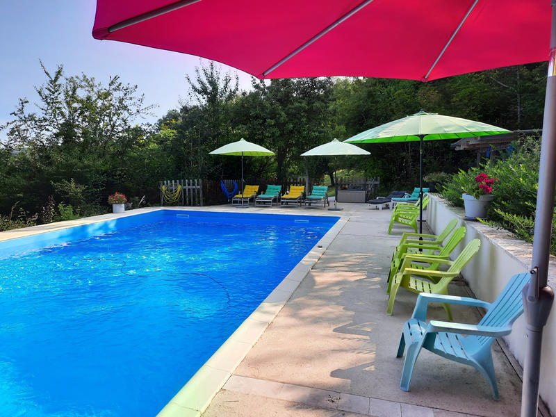 Maison - 333 m² - 13 pièces