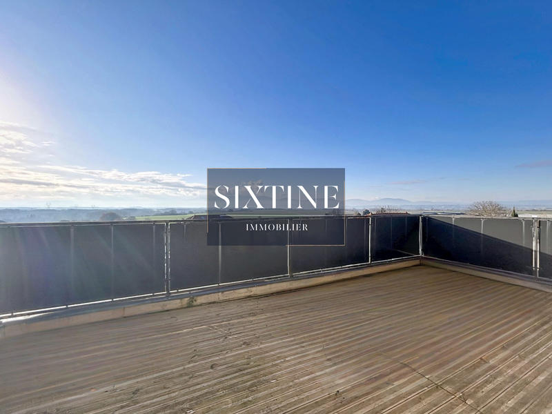 Appartement - 80 m² - 5 pièces