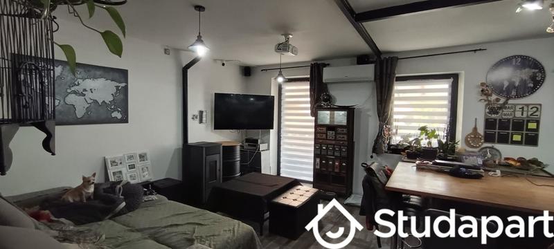 Chambre - 9 m² - 1 pièce