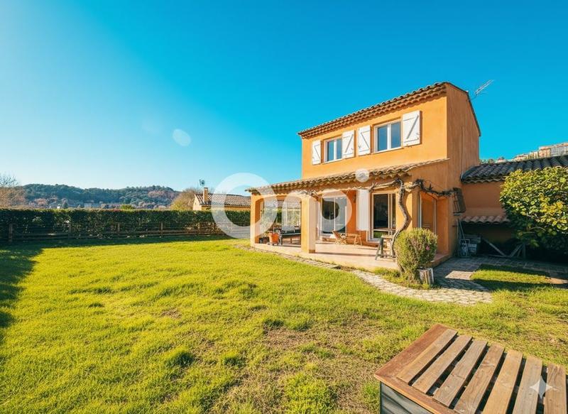 Maison - 81 m² - 3 pièces