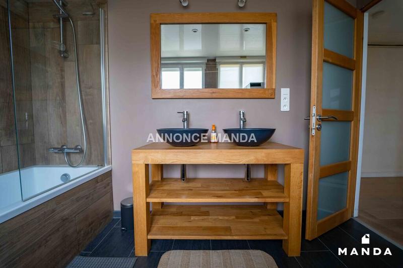 Chambre - 10 m² - 6 pièces