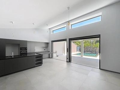 Villa - 144 m² - 5 pièces