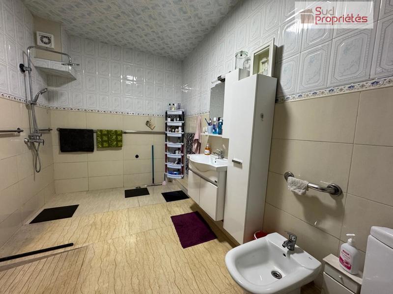 Villa - 400 m² - 12 pièces