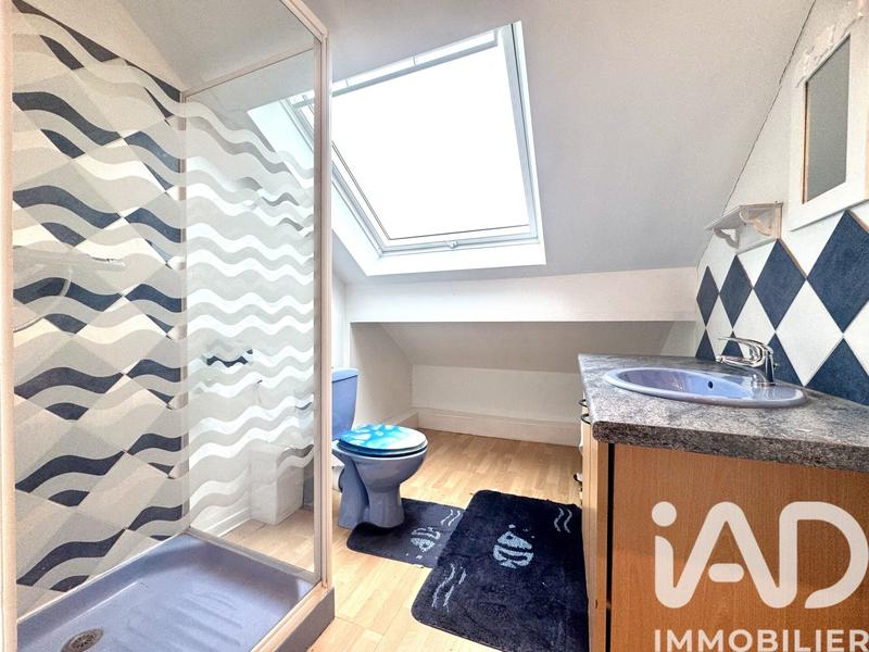 Maison - 239 m² - 5 pièces