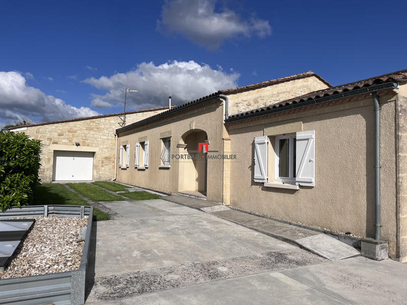 Maison - 95 m² - 3 pièces