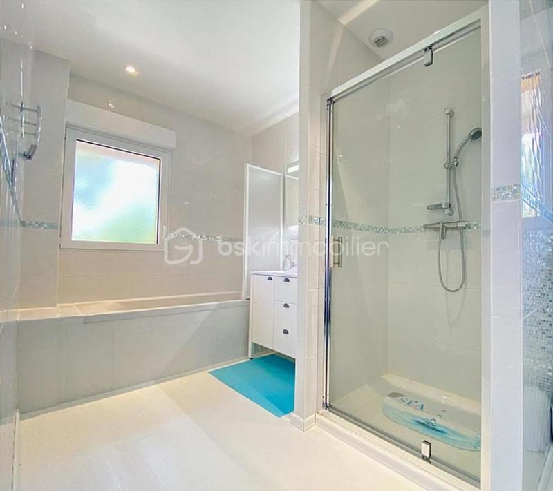 Villa - 139 m² - 5 pièces