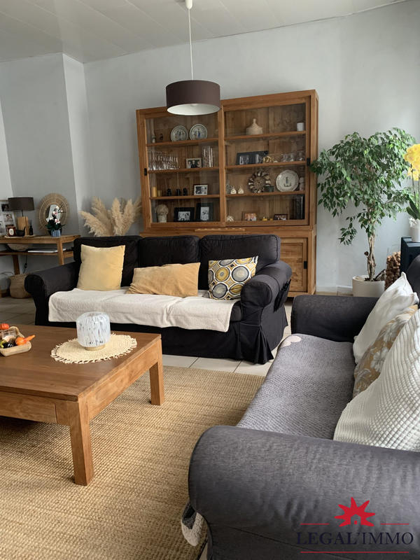 Maison - 160 m² - 7 pièces