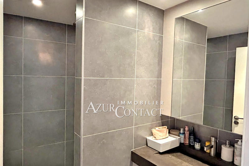 Appartement - 115 m² - 5 pièces