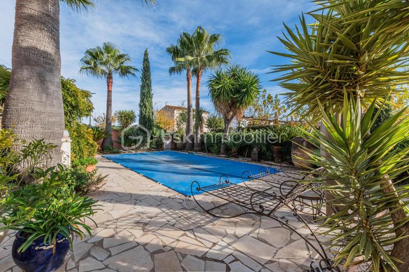 Maison - 163 m² - 5 pièces