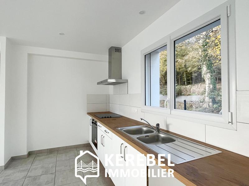 Maison - 92 m² - 5 pièces