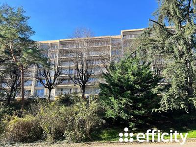 Appartement - 110 m² - 4 pièces