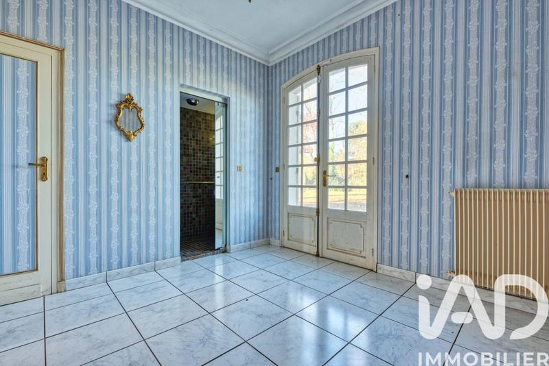 Maison - 283 m² - 10 pièces