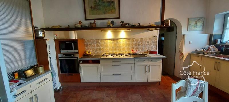 Propriété - 495 m² - 16 pièces