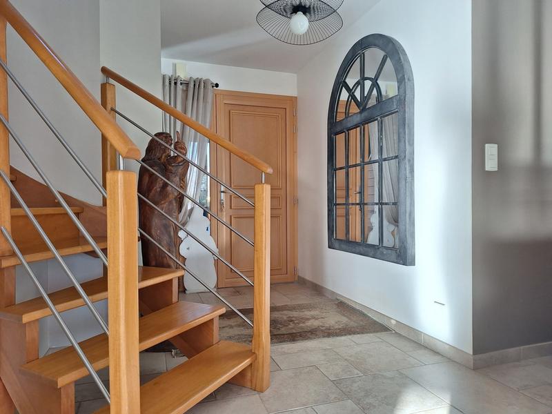 Maison contemporaine - 173 m² - 6 pièces